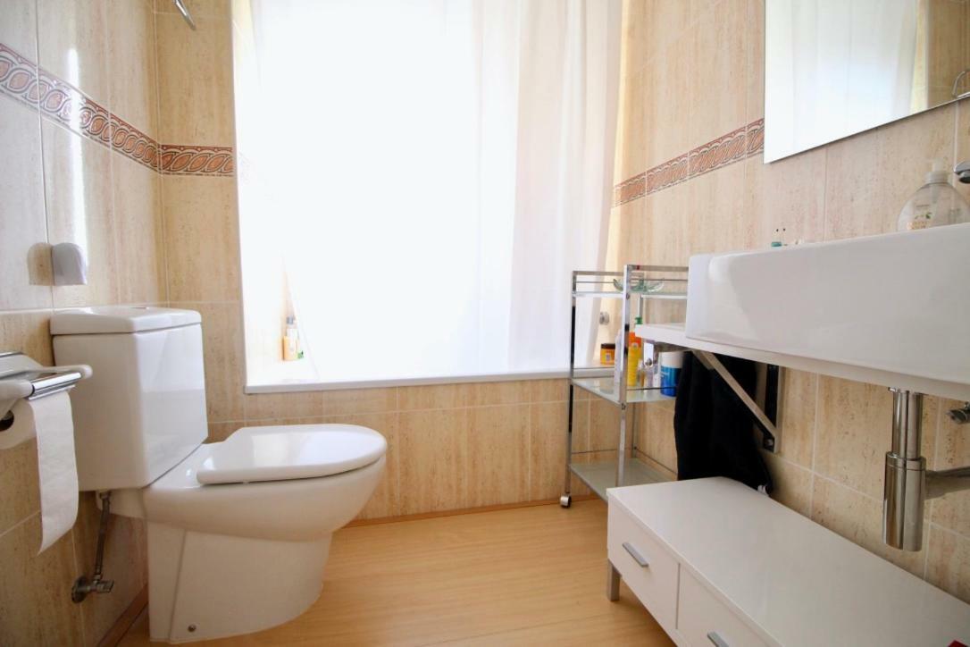 La Rosaleda 71 By Homeprive Apartment